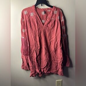 Womens Size Medium V Neck Beechtree Absolute 3/4 Sleeve Top With Fringe On Arms